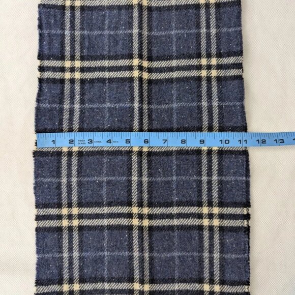 Burberry Classic Unisex Check Scarf Blue 90% Merino wool 10% Cashmere Fast Ship - Picture 7 of 7